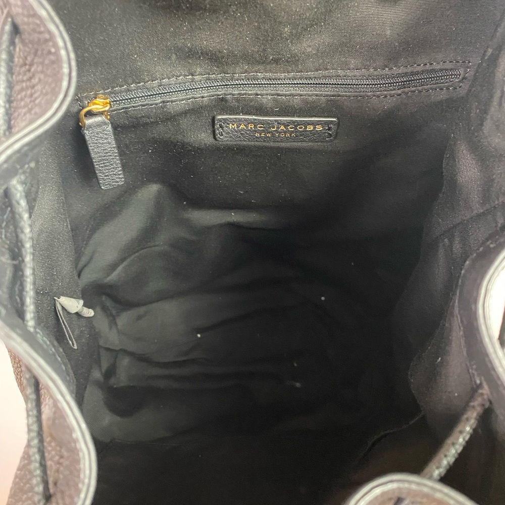 Marc Jacobs Black Leather Drawstring Backpack - Picture 12 of 12